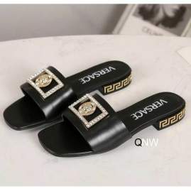 Picture of Versace Slippers _SKUVersacecoloursz35-40NW030253